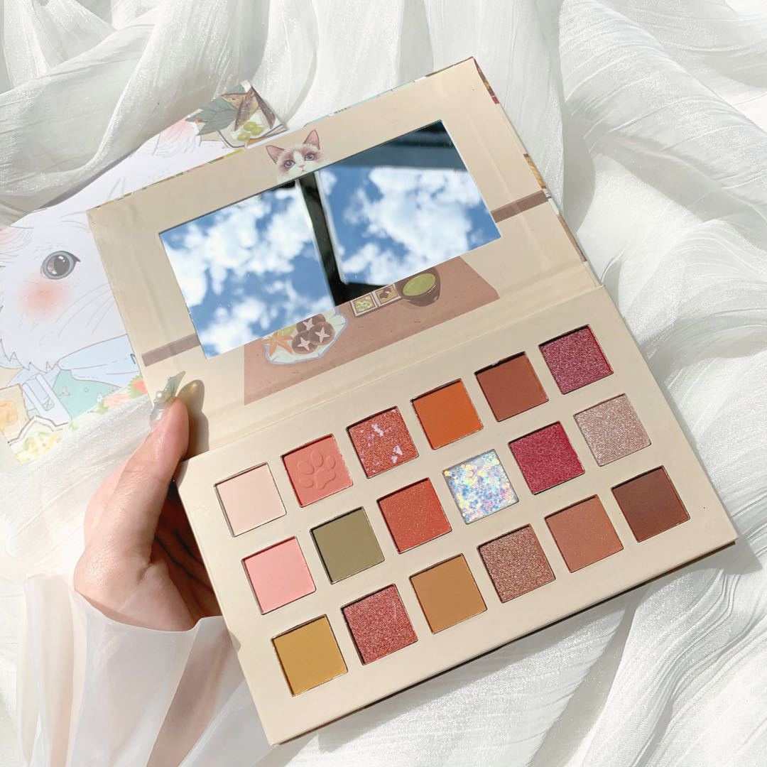 Pearl Shimmer Waterproof Eyeshadow Powder with 18 Colors