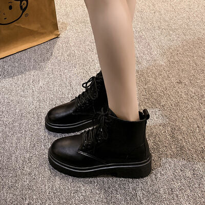 Round Toe Lace Up Classic Martin Style Boots for Fashionable Wear